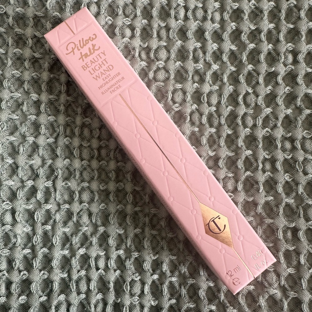 Charlotte Tilbury Pink Glow Highlighter